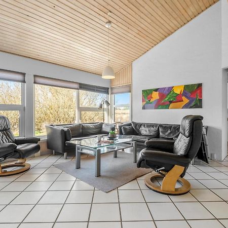Lovely Home In Blavand With Sauna 外观 照片